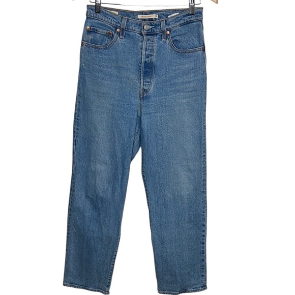Vintage Levi's Ribcage Straight Light Wash Button Fly Jeans Women Size 28 - Picture 1 of 7